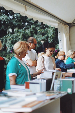 На фестивале «Читай - отдыхай!» в Иванове было продано более 10 тысяч книг